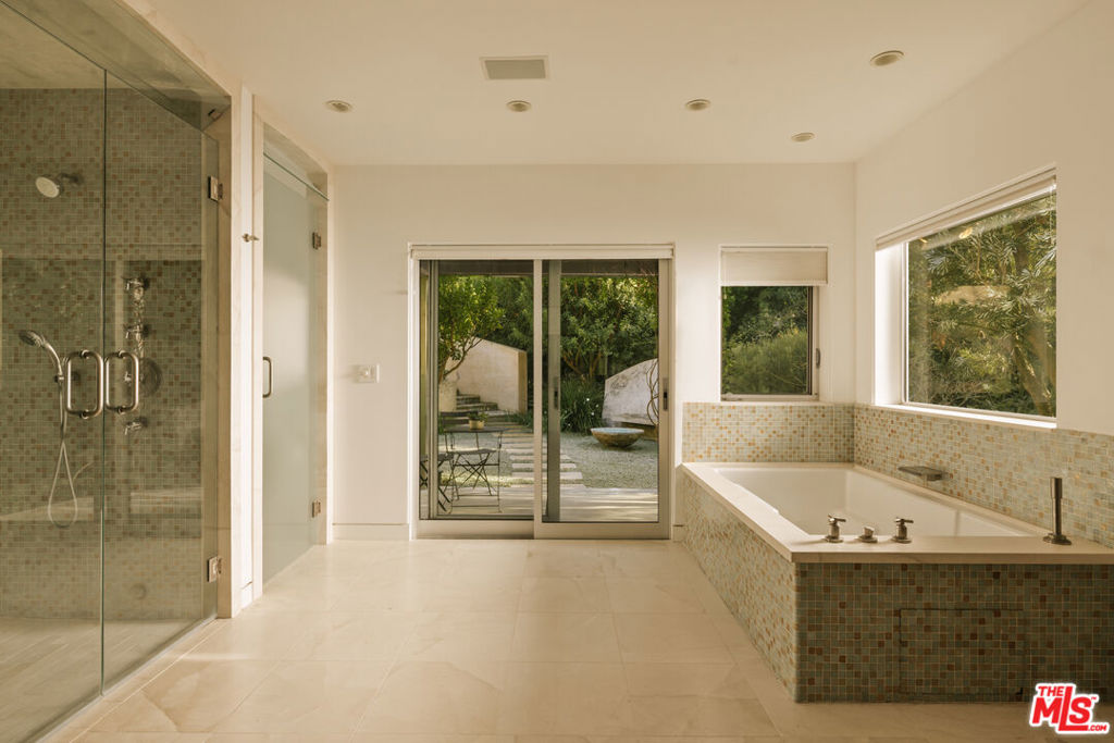 MLS #26987935 image #24