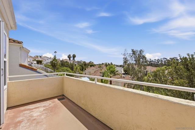 Image 25 of 51 For 11767 Scripps Cape Vista Point