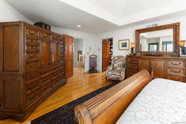 Image 18 of 49 For 4613 Janet Pl
