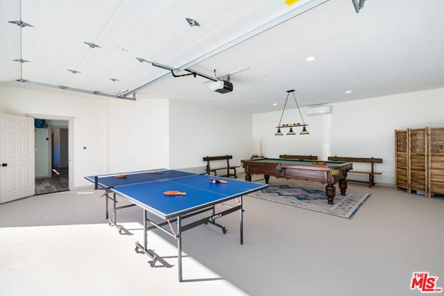 57387 San Juan Road, Yucca Valley CA: https://media.crmls.org/mediaz/c605b5be-81b8-47d1-bc61-2b3c7debb454.jpg