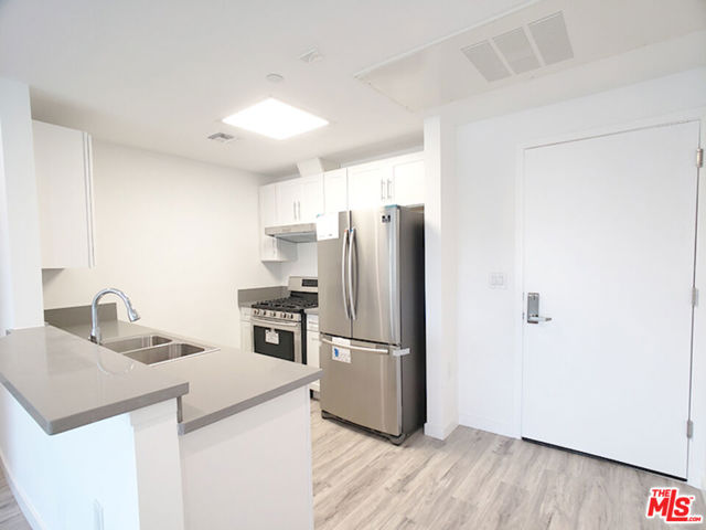 1229 S Kingsley Drive, Los Angeles CA: https://media.crmls.org/mediaz/c606b16b-5549-4225-ac2b-909f36f77f86.jpg