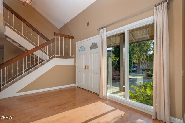 3475 E Karena Court, Camarillo CA: https://media.crmls.org/mediaz/c6073785-f92b-43bd-9e74-81155880d0ea.jpg