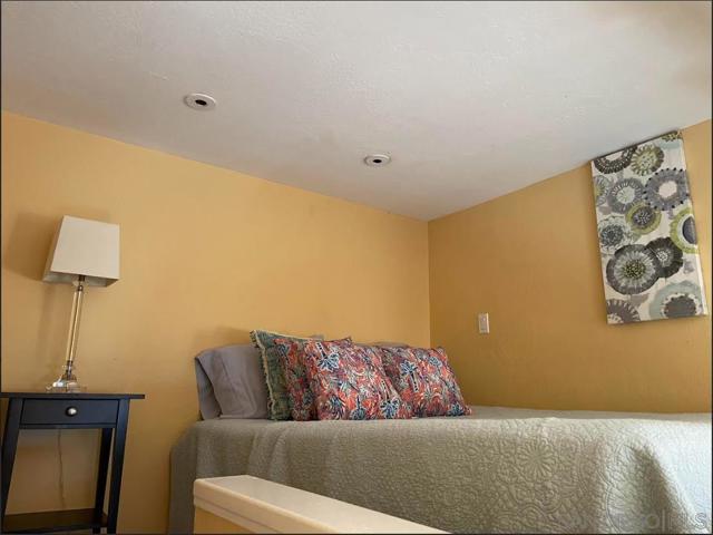 Image 10 of 11 For 2150 Balboa Ave. Guesthouse
