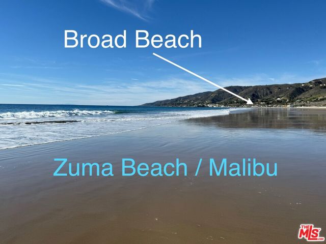 6438 Lunita Road, Malibu CA: https://media.crmls.org/mediaz/c60745bd-5aea-4cb5-b0ee-c7486a629366.jpg