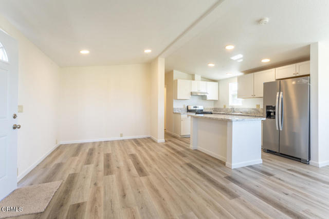 1021 S Main S Street, Fort Bragg CA: https://media.crmls.org/mediaz/c6083072-f278-49d7-910e-f10ea4d95fa7.jpg