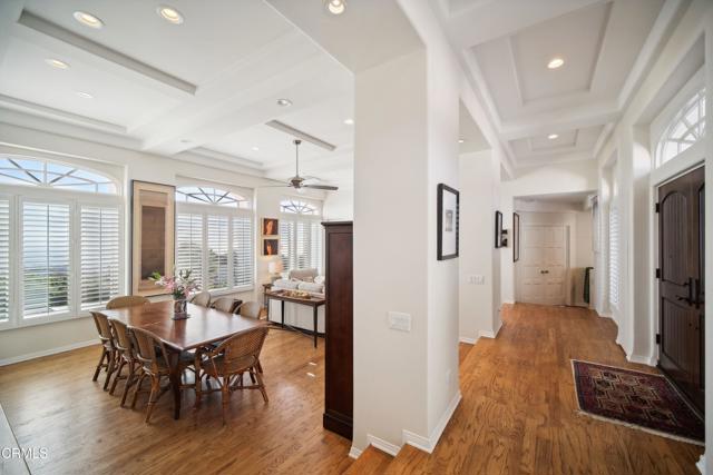 518 Lincoln Drive, Ventura CA: https://media.crmls.org/mediaz/c60872c2-221f-46f3-a67e-c36055050b90.jpg