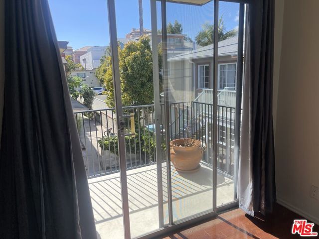 1241 17th Street, 6 photo 9