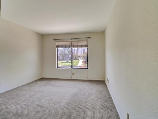 35738 Calle Montigo, Cathedral City CA: https://media.crmls.org/mediaz/c6095219-7f05-4659-8186-900f594d12db.jpg