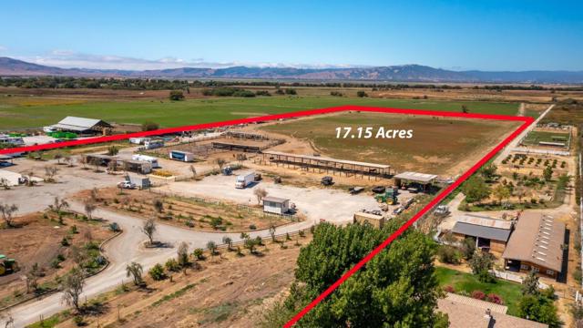 8440 Lovers Lane, Hollister CA: https://media.crmls.org/mediaz/c60a0f98-98b0-4d9a-a04b-8b6163e329c2.jpg