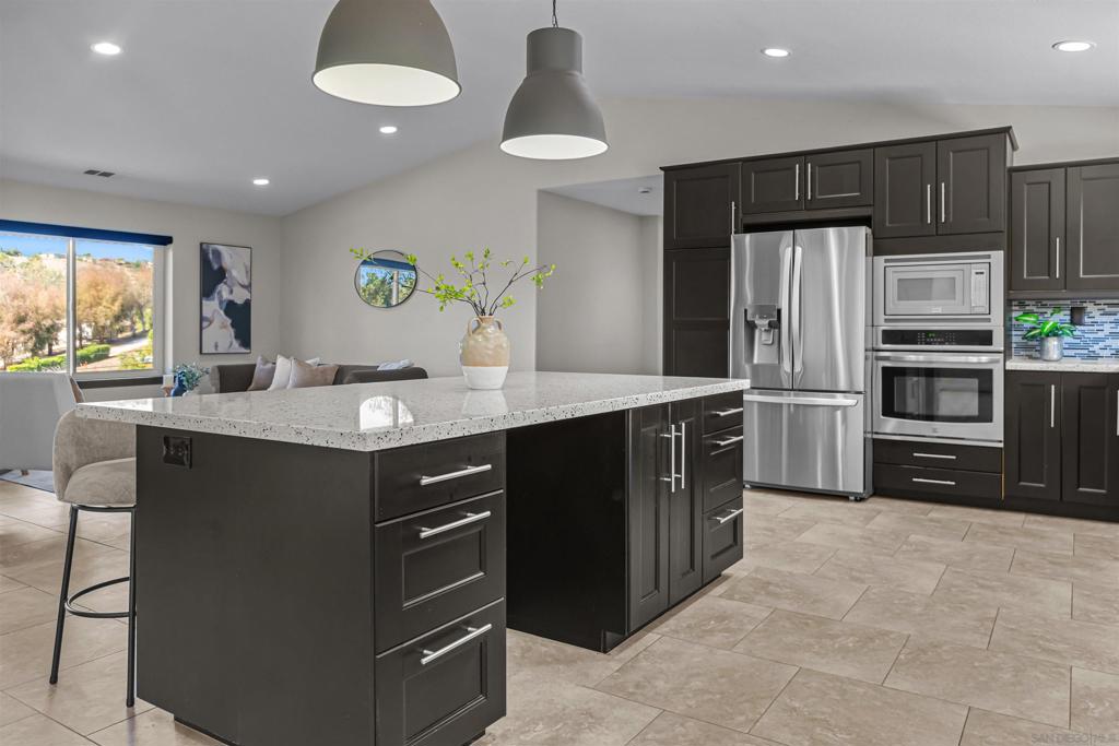 MLS #250043071SD image #42