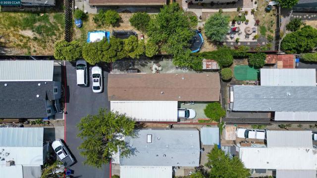 55 PACIFICA AVE, Bay Point CA: https://media.crmls.org/mediaz/c60c2c46-c48e-4230-9983-f92ada8e4b75.jpg