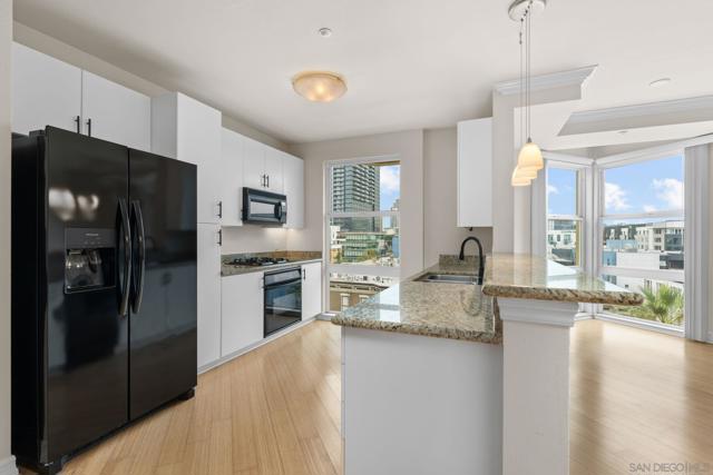 1225 Island Ave, San Diego CA: https://media.crmls.org/mediaz/c60e1ef4-eaaf-4405-9a92-6d083be2b64d.jpg