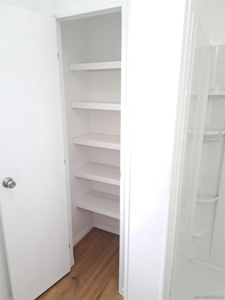 MLS #250026383SD image #24