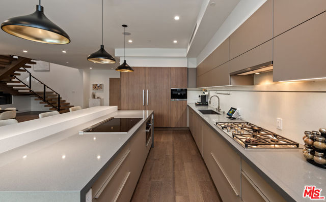 836 N Ogden Drive, Los Angeles CA: https://media.crmls.org/mediaz/c611059f-8533-46c0-b83c-8525187758b9.jpg