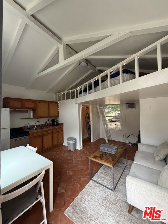 360 North Topanga Canyon Boulevard, 2 photo 6