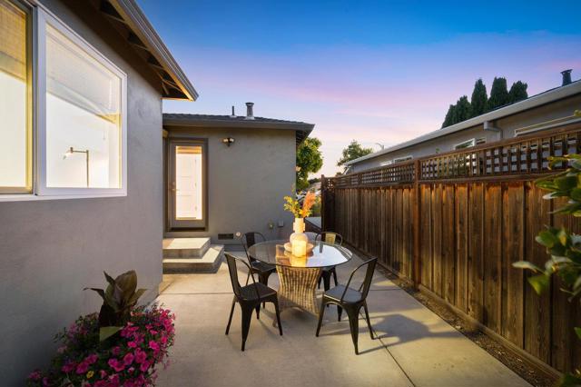 3813 Pasadena Drive, San Mateo CA: https://media.crmls.org/mediaz/c611e444-360b-49e3-9a2b-8d5e794d5bdc.jpg