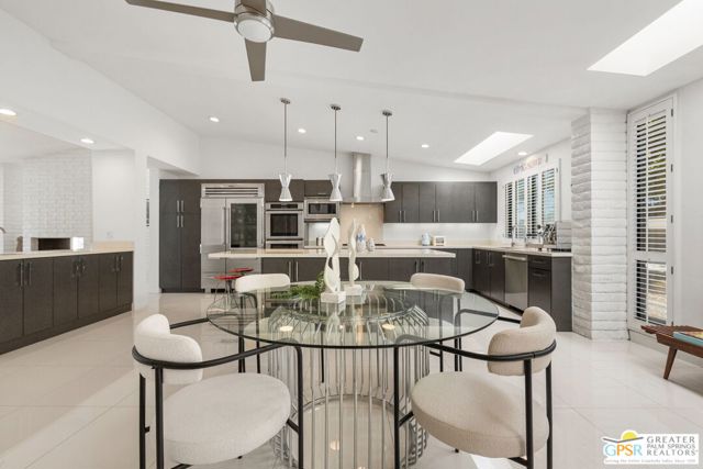 2087 S Toledo Avenue, Palm Springs, CA 92264