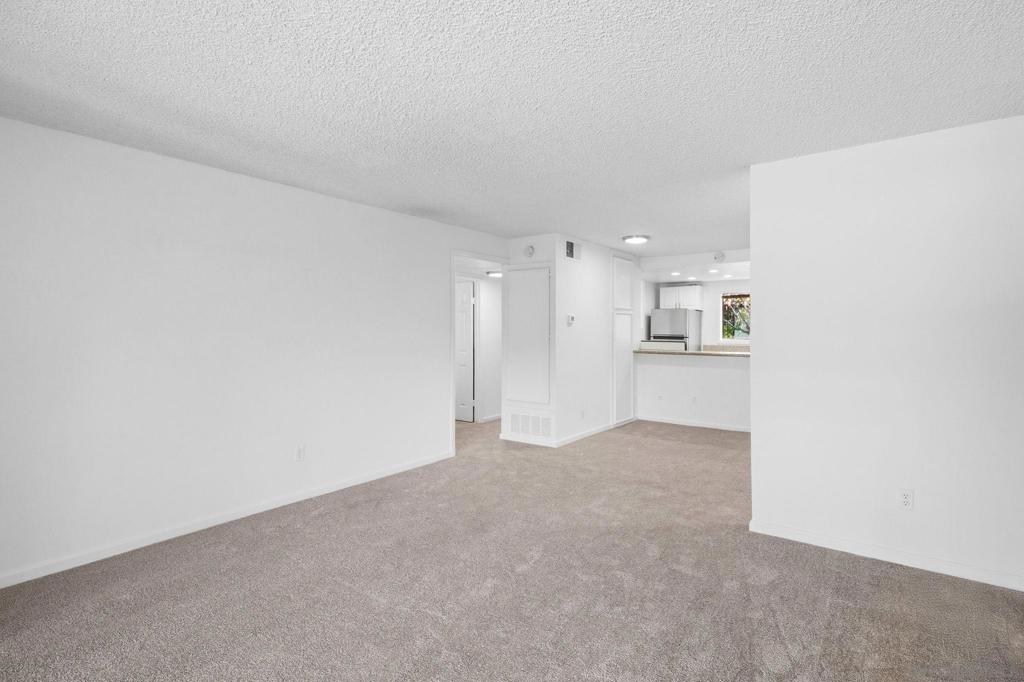 6019 Rancho Mission Rd - photo 11