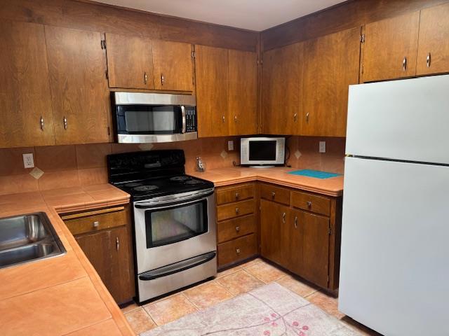 3029 Lasuen Drive, Carmel CA: https://media.crmls.org/mediaz/c615f9b0-005b-4ea6-ad50-78bf835a6420.jpg