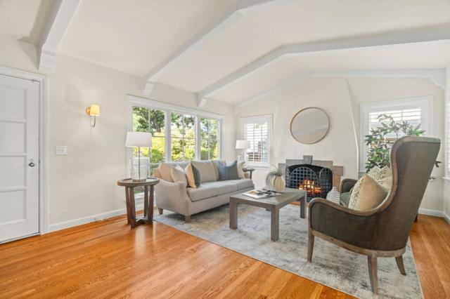 1547 Columbus Avenue, Burlingame CA: https://media.crmls.org/mediaz/c61a1015-4bac-4ccf-8e37-27b07c13805d.jpg