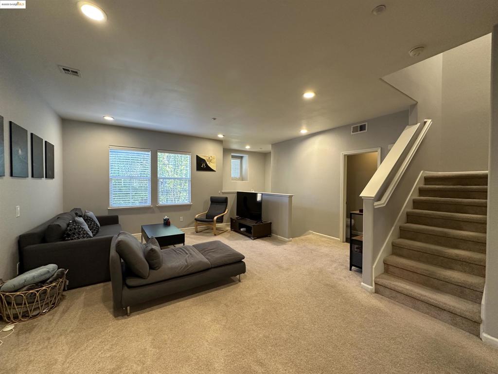 430 Adeline Ave