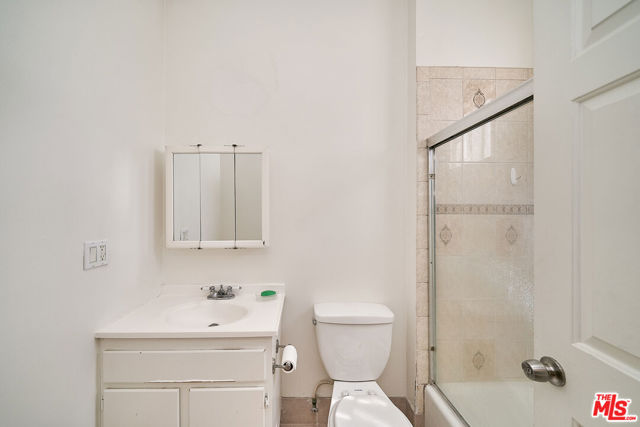 1224 Dewey Avenue, Los Angeles CA: https://media.crmls.org/mediaz/c61a717e-3512-4b22-b07c-0d75766a9b14.jpg