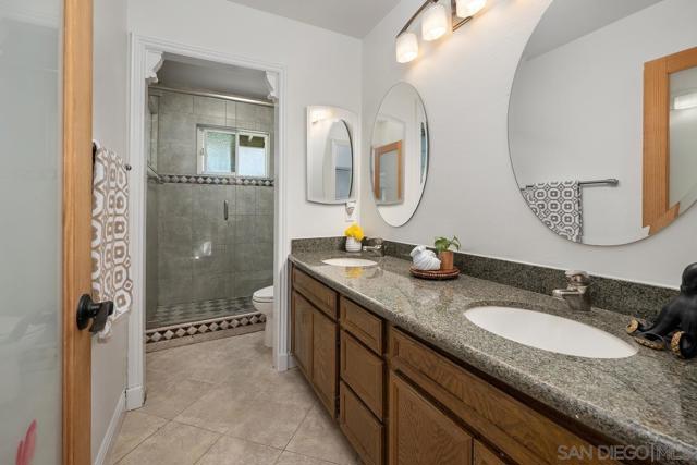 2843 Unicornio St, Carlsbad CA: https://media.crmls.org/mediaz/c61a89b1-5f74-44c9-b5d6-90479ed08653.jpg