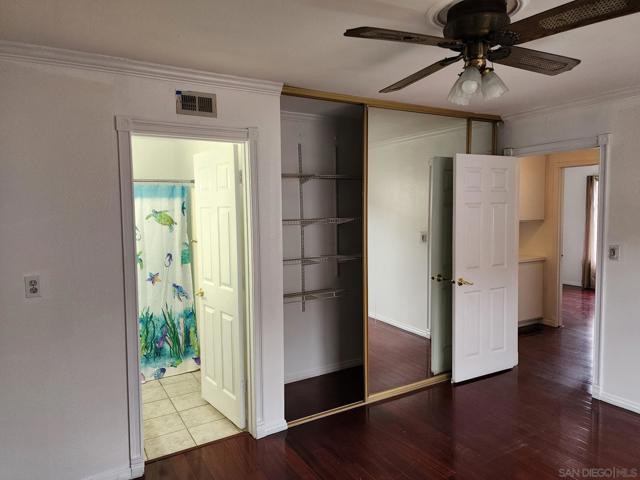 9020 Penticton Way, San Diego CA: https://media.crmls.org/mediaz/c61ae6c0-f5a7-416b-86d6-ae2b34ad6da4.jpg