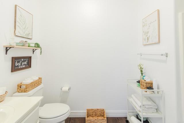 2127 Roanoke Street, San Jacinto CA: https://media.crmls.org/mediaz/c61af5b6-5867-4b98-b864-d8d64b53a426.jpg