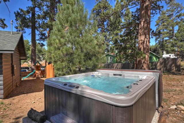 Detail Gallery Image 32 of 33 For 1128 E Country Club Bld, Big Bear City,  CA 92314 - 2 Beds | 1 Baths