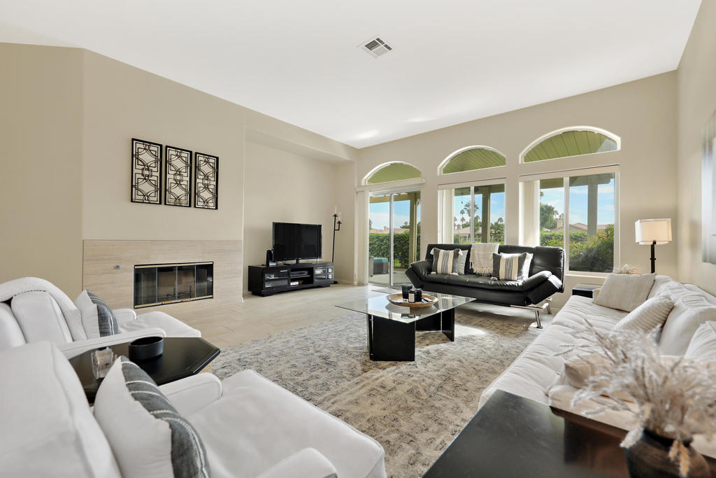 MLS #219138495DA image #5