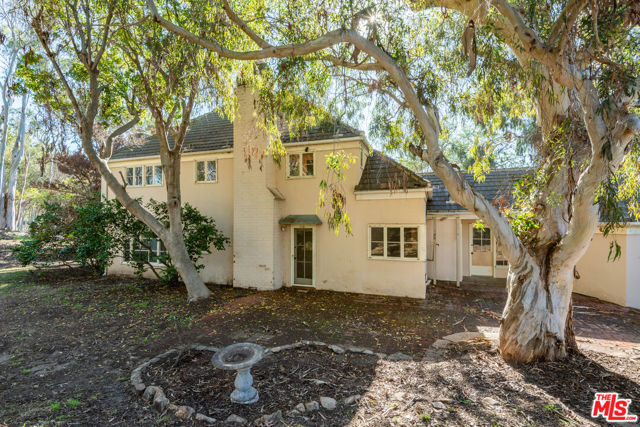 2109 Rosita Place, Palos Verdes Estates CA: https://media.crmls.org/mediaz/c61c5a44-bb47-4b0f-968a-eab117dd5c3d.jpg