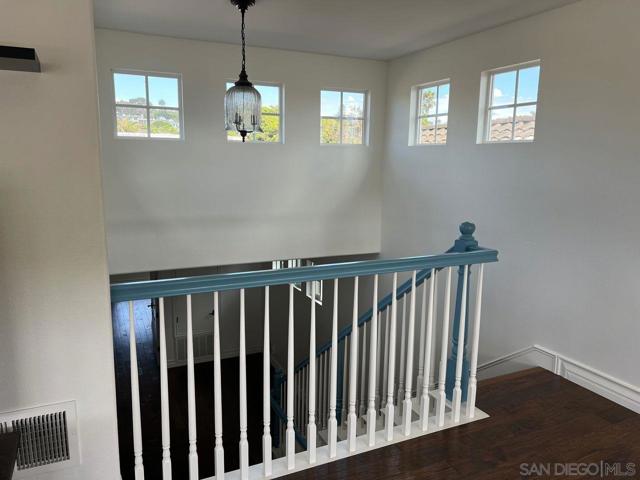 517 N Cedros, Solana Beach CA: https://media.crmls.org/mediaz/c61ced94-3901-4d79-985f-93df1b2a9d8f.jpg