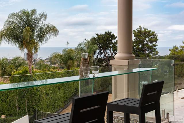 5114 Gordon Lane, San Diego, California 92109, 4 Bedrooms Bedrooms, ,3 BathroomsBathrooms,Single Family Residence,For Sale,Gordon Lane,250034538SD