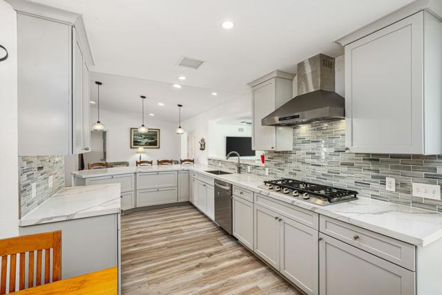 74619 Fairway Drive, Palm Desert CA: https://media.crmls.org/mediaz/c61e29c4-2732-4ed7-9c71-b1a33d7dfb76.jpg