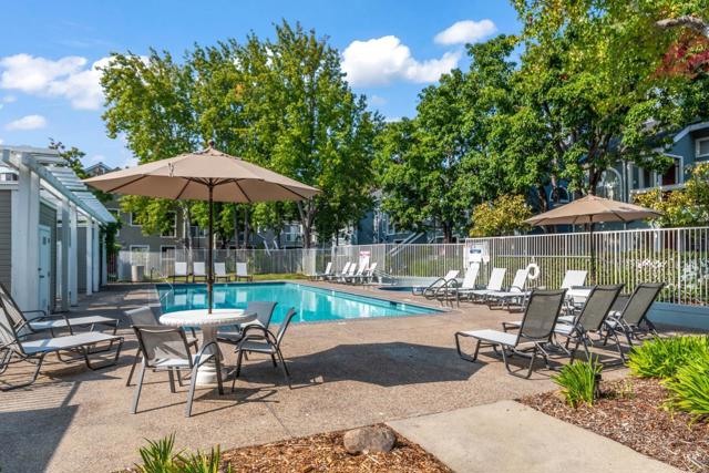 815 Portwalk Place, Redwood City CA: https://media.crmls.org/mediaz/c61ff86d-d625-43fe-b51a-880275d86f4b.jpg