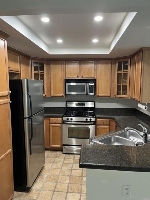 Image 4 of 31 For 12590 Carmel Creek Road 10