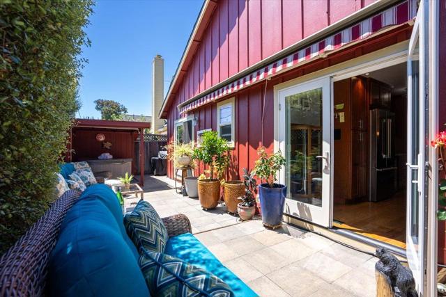 4214 Gull Cove Way, Capitola CA: https://media.crmls.org/mediaz/c620d359-b78e-47bf-89ad-aee8400fea26.jpg