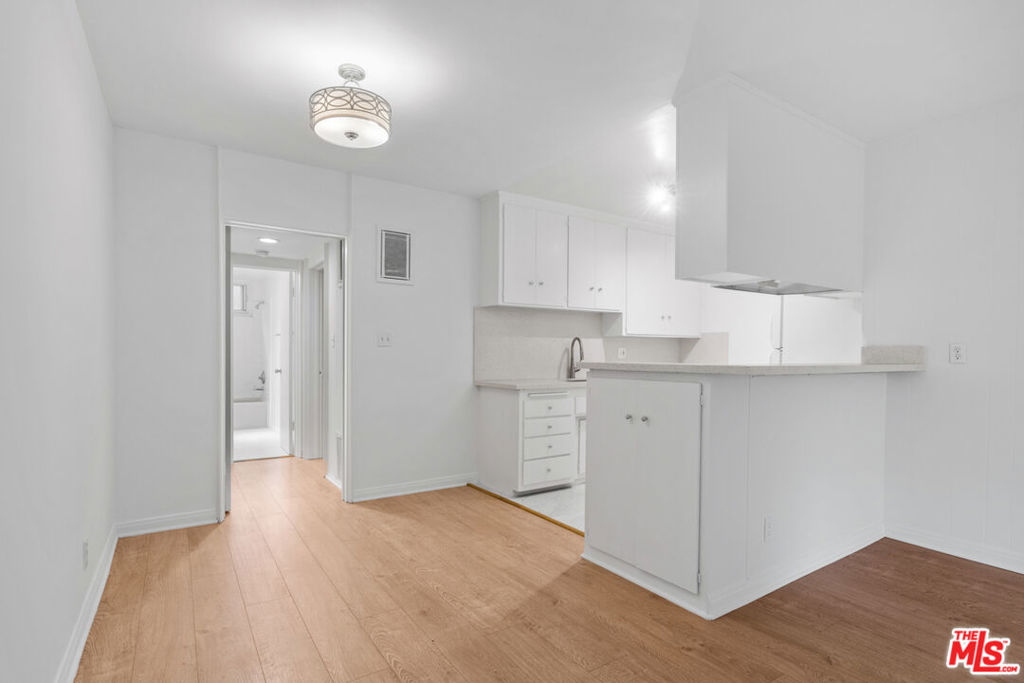7712 Paseo Del Rey #4