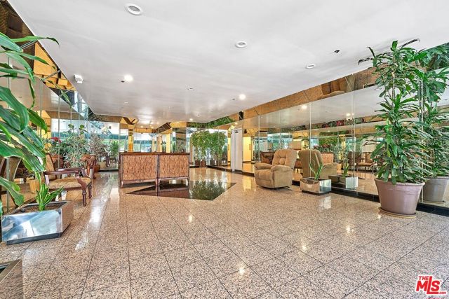 525 S Berendo Street, Los Angeles CA: https://media.crmls.org/mediaz/c621c3f5-17fb-4e77-8e68-f095c560377e.jpg