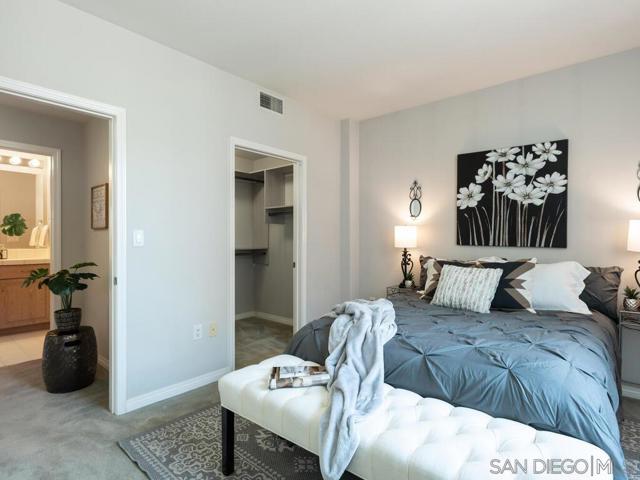 1601 India St, San Diego CA: https://media.crmls.org/mediaz/c6226f02-4c98-473a-887b-0b68c7497657.jpg
