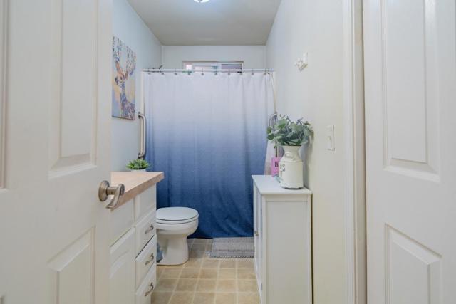 151153 N Shasta Street, Willows CA: https://media.crmls.org/mediaz/c62376a1-742f-4e53-8132-fb243bd1a9c0.jpg