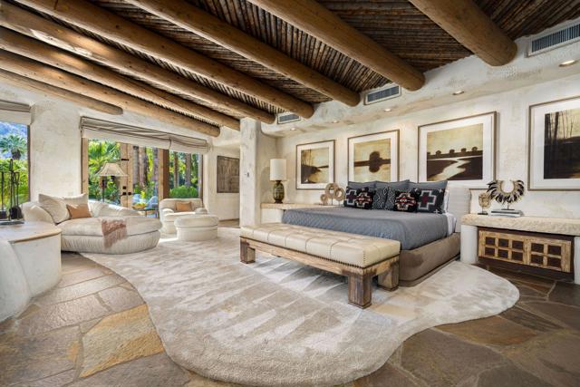475 S Via Las Palmas, Palm Springs CA: https://media.crmls.org/mediaz/c623f5cb-ab3b-4708-9735-02a144fd720b.jpg