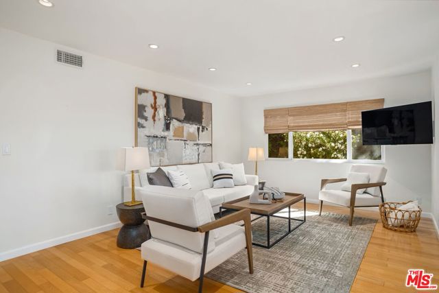 Drew Fenton | 2501 La Condesa Drive Los Angeles CA | MLS: 7163436