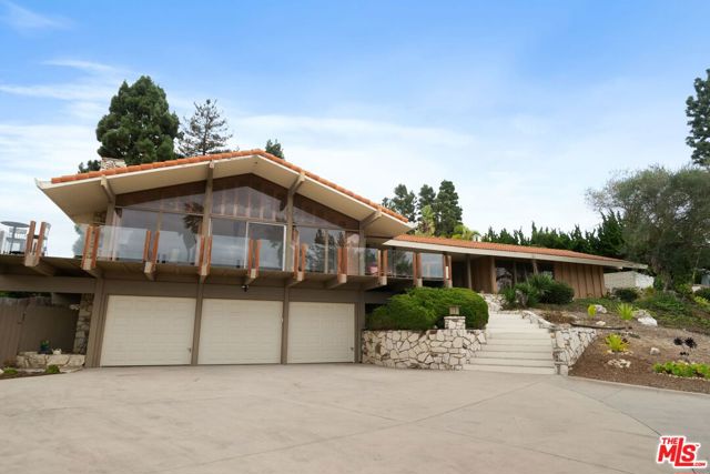 6847 Crest Road, Rancho Palos Verdes, California 90275, 4 Bedrooms Bedrooms, ,3 BathroomsBathrooms,Residential,Sold,Crest,25498791