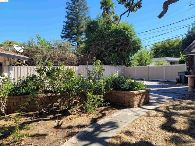 1180 Quail Ct, Concord, California 94518, 3 Bedrooms Bedrooms, ,2 BathroomsBathrooms,Single Family Residence,For Sale,Quail Ct,41067674