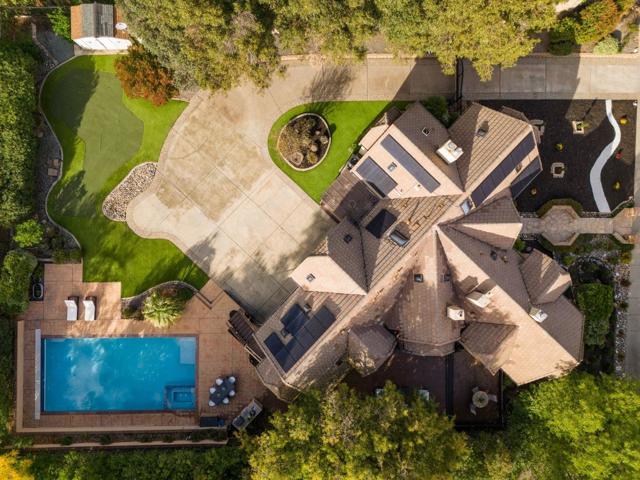 6607 Arlington Drive, Pleasanton CA: https://media.crmls.org/mediaz/c6270cf7-e96f-4e54-aed6-62a539f15279.jpg