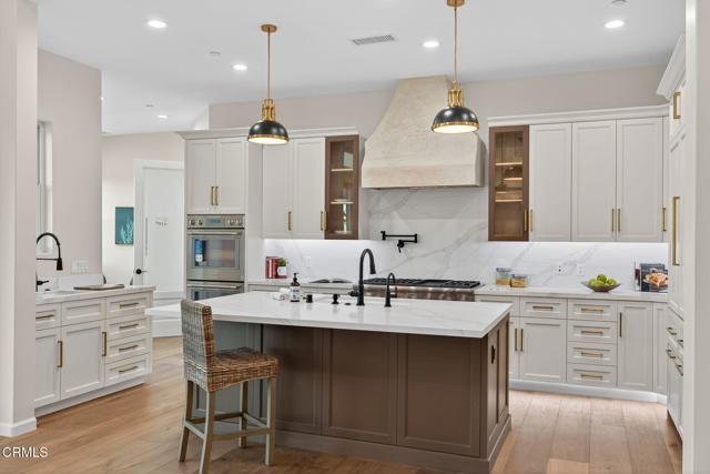 Detail Gallery Image 14 of 61 For 6174 Cobblestone Dr, Ventura,  CA 93003 - 4 Beds | 3/1 Baths