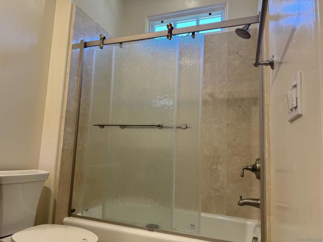 16632 Rose Of Tralee Ln, San Diego CA: https://media.crmls.org/mediaz/c62a7ab5-1b28-4c61-8d2f-cd951a900292.jpg