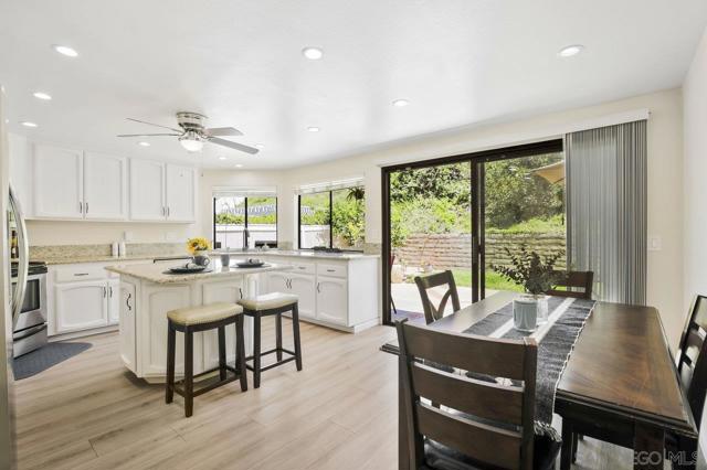 18571 Wessex St, San Diego CA: https://media.crmls.org/mediaz/c62b5851-4621-4c4c-b716-e46b20750d54.jpg